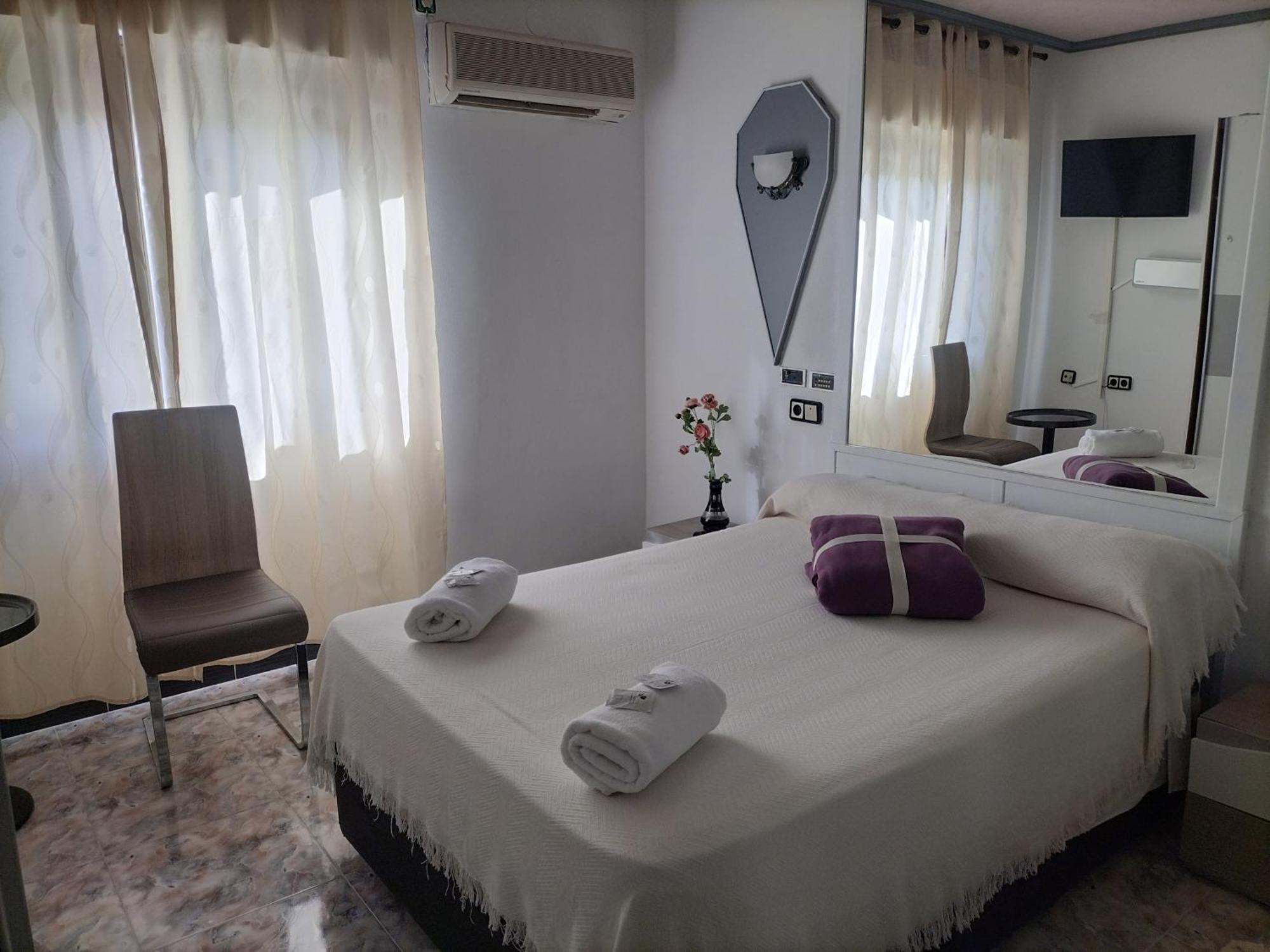 Hostal New York City Sonseca المظهر الخارجي الصورة