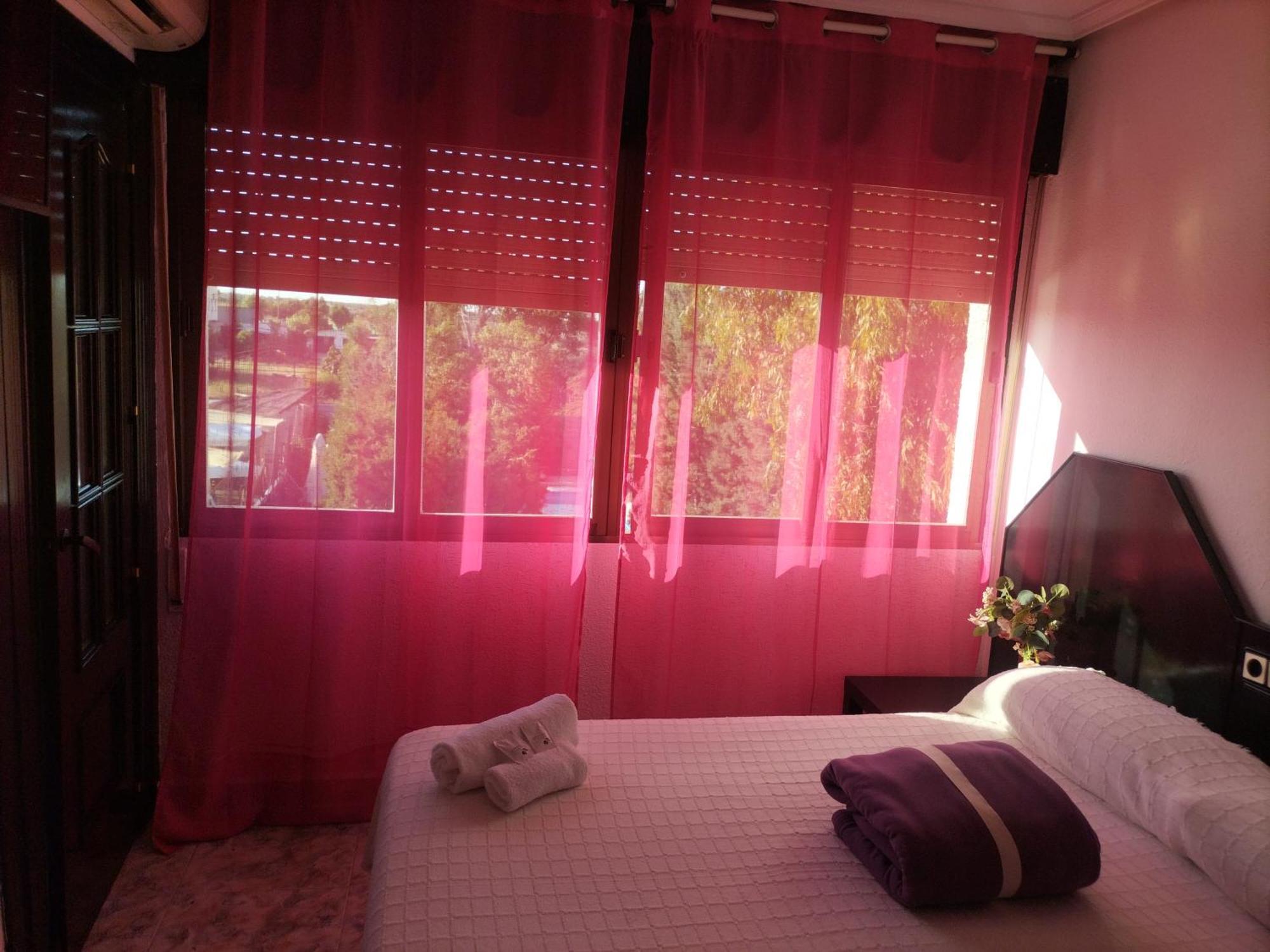 Hostal New York City Sonseca المظهر الخارجي الصورة