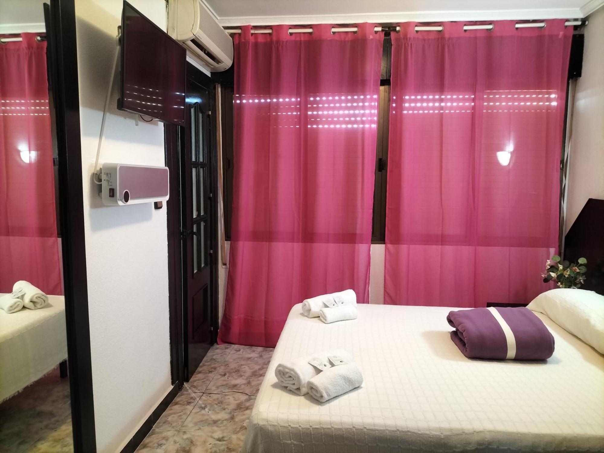 Hostal New York City Sonseca المظهر الخارجي الصورة