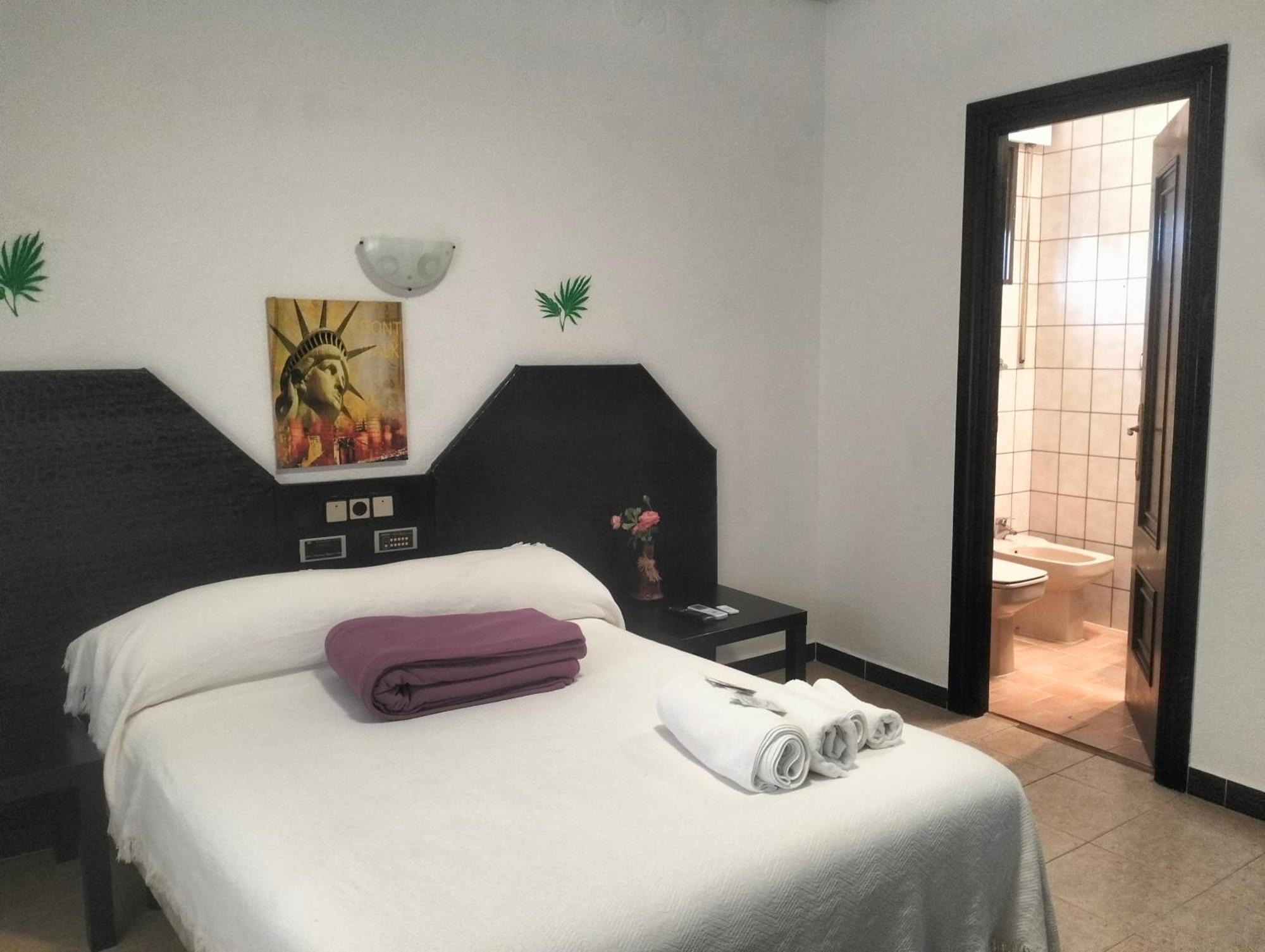 Hostal New York City Sonseca المظهر الخارجي الصورة